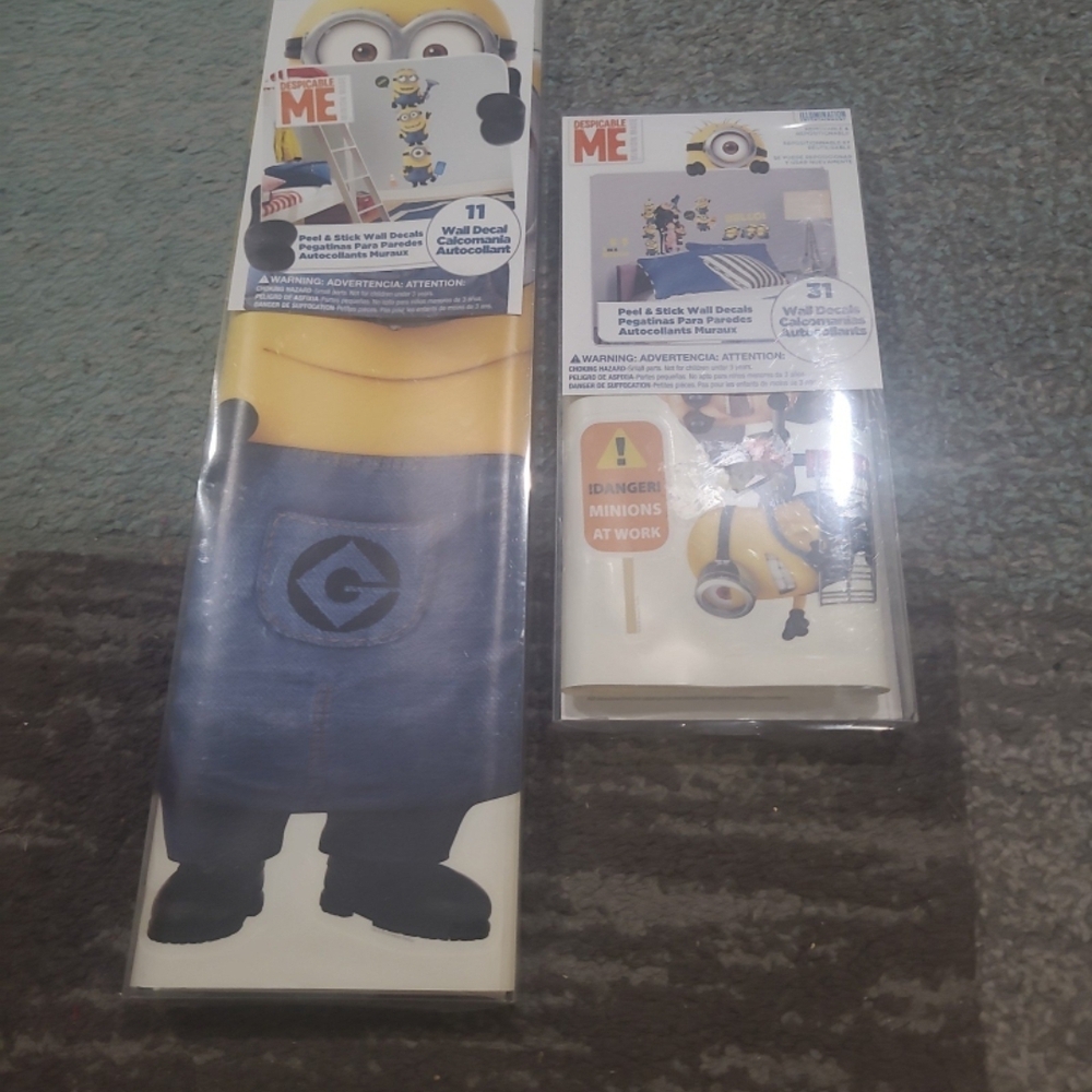 Universal Despicable Me Minion Wall Decals - Yellow and Blue